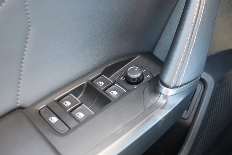 Vehicle Image 45