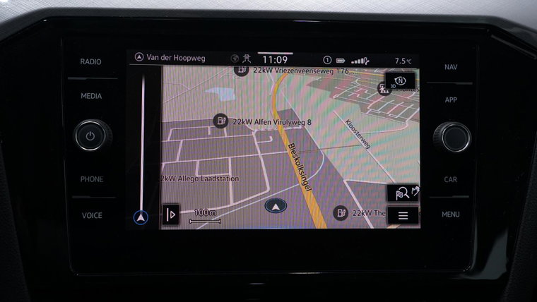 Vehicle Image 38