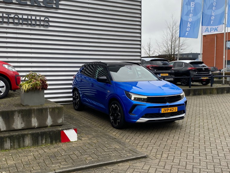 Vehicle Image 7