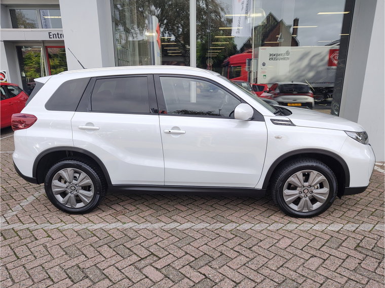 Vehicle Image 6