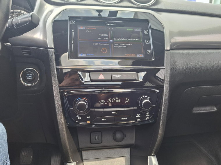 Vehicle Image 17