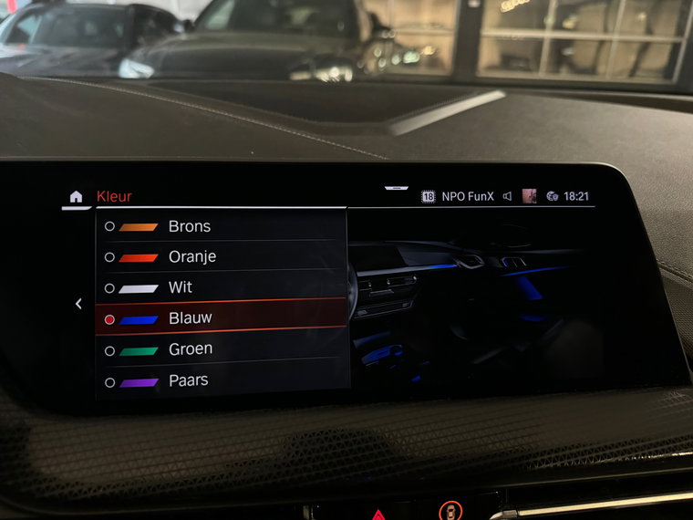 Vehicle Image 33