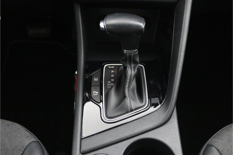 Vehicle Image 28