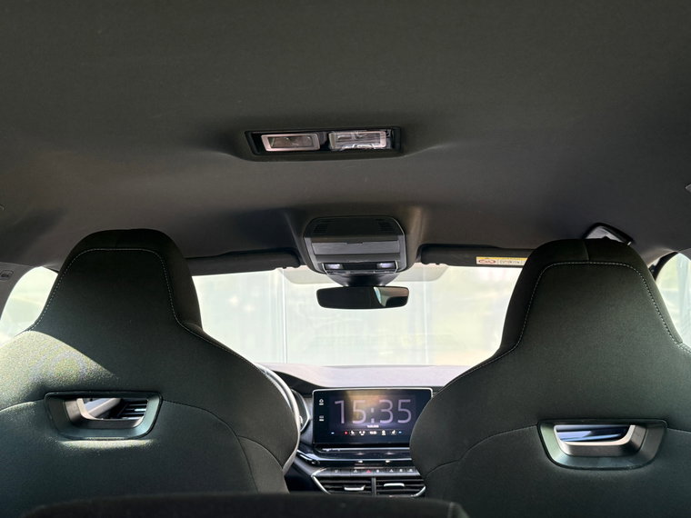 Vehicle Image 13