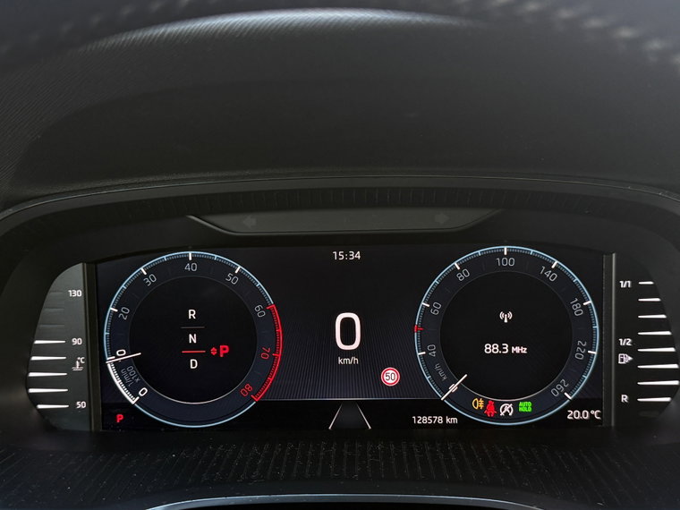 Vehicle Image 23