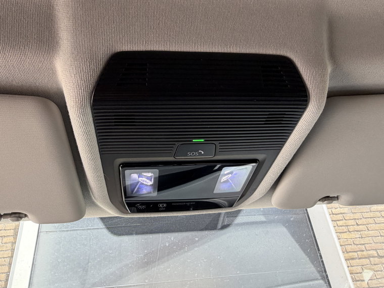 Vehicle Image 40