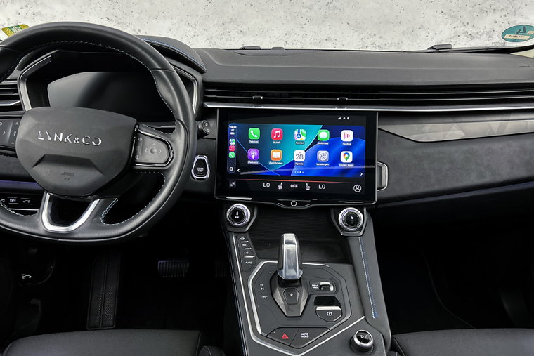 Vehicle Image 11