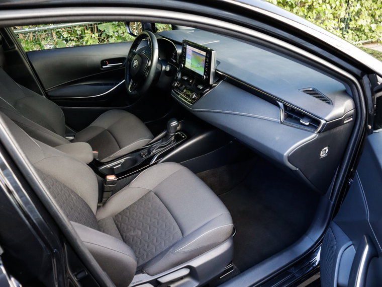 Vehicle Image 21