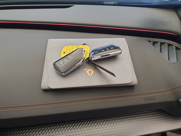 Vehicle Image 30