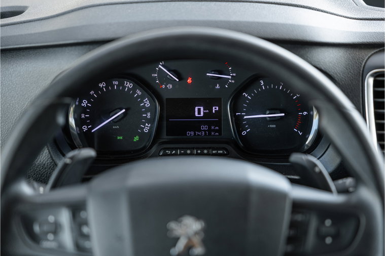 Vehicle Image 19