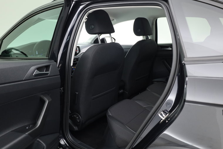 Vehicle Image 37