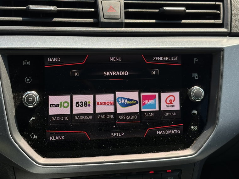 Vehicle Image 18