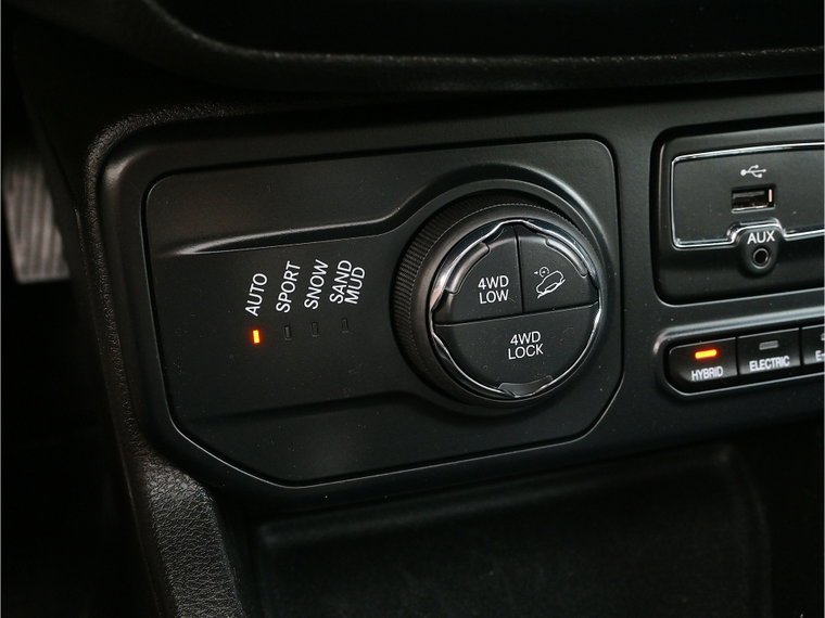 Vehicle Image 33