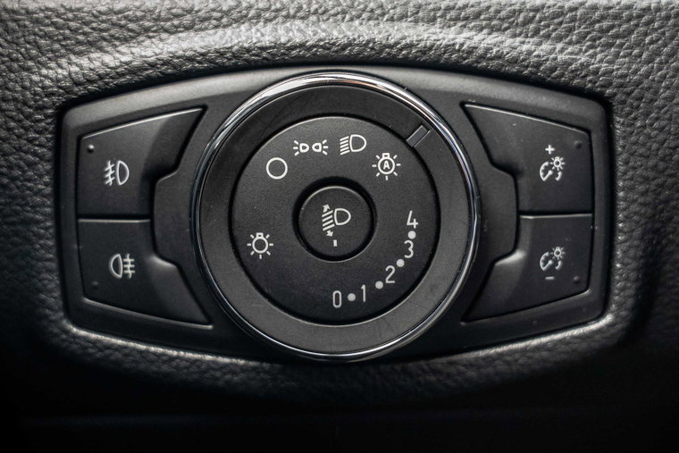 Vehicle Image 24