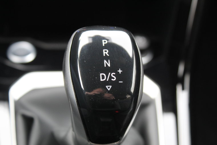 Vehicle Image 29