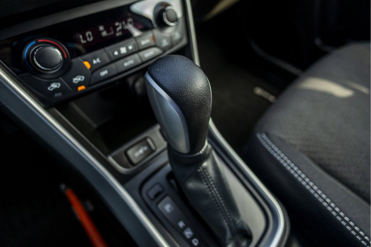 Vehicle Image 25