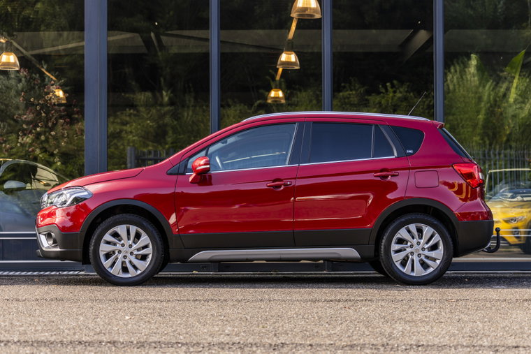 Vehicle Image 8