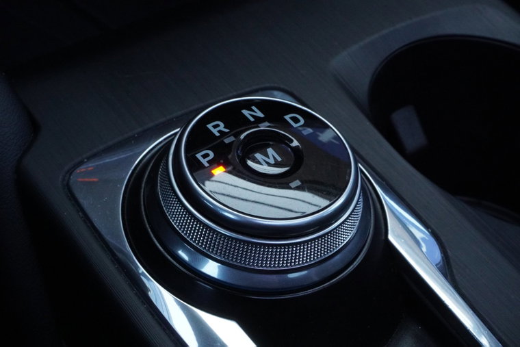Vehicle Image 24
