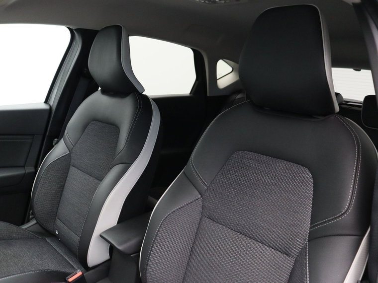 Vehicle Image 40