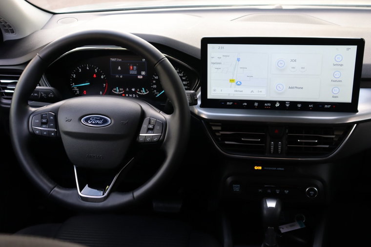 Vehicle Image 14