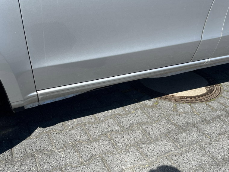 Vehicle Image 36