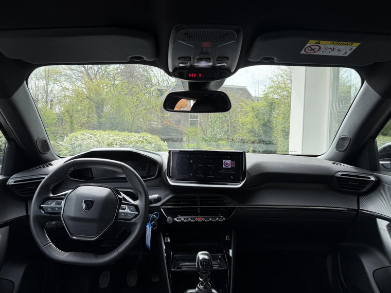 Vehicle Image 20