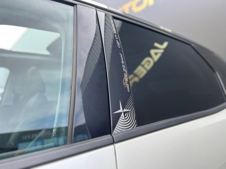 Vehicle Image 35