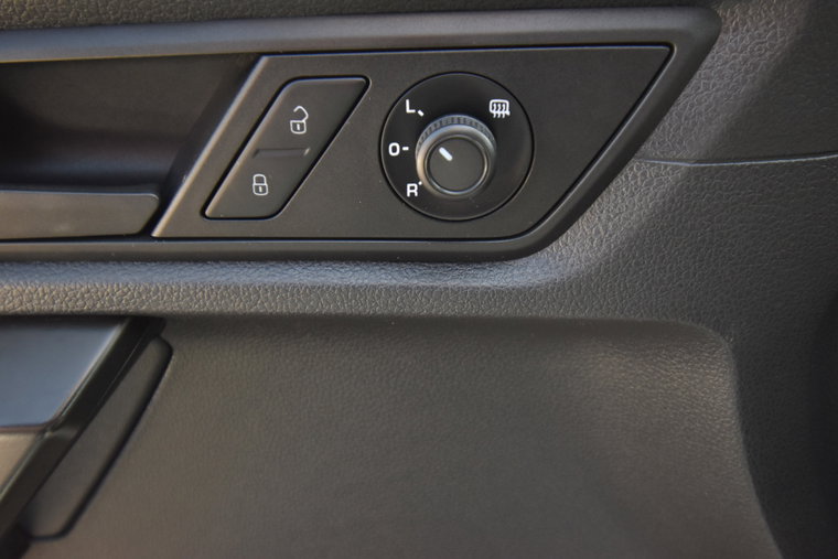 Vehicle Image 23