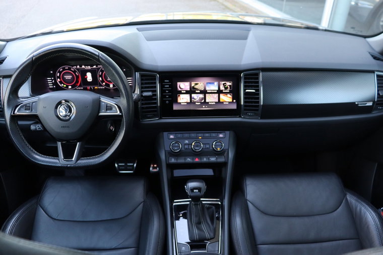 Vehicle Image 8