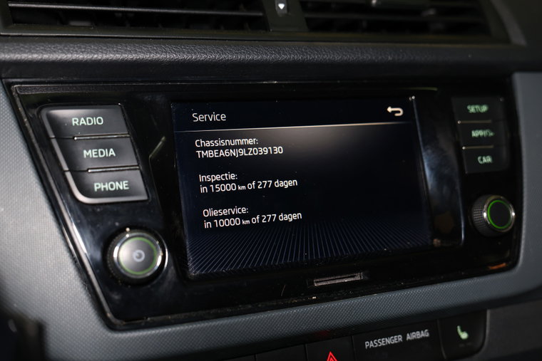 Vehicle Image 18