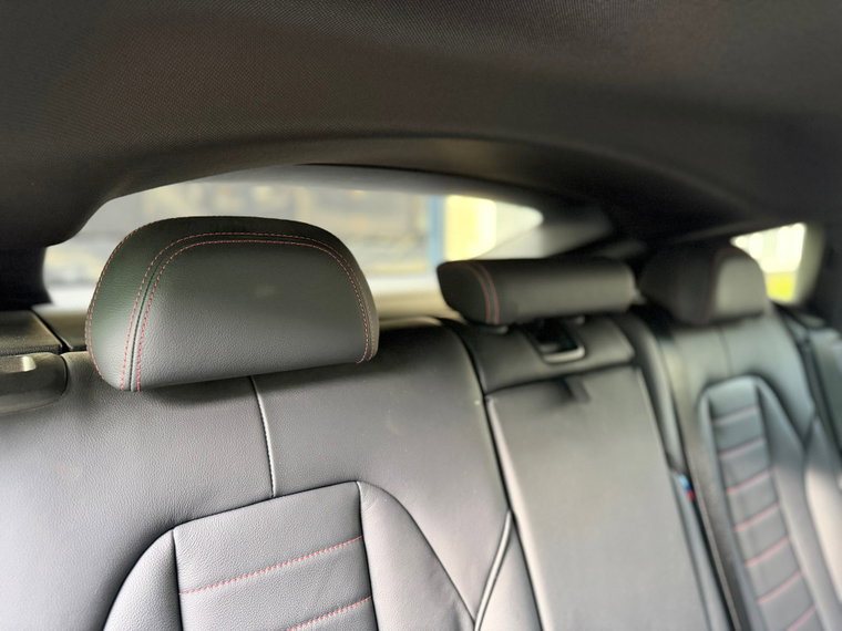 Vehicle Image 35