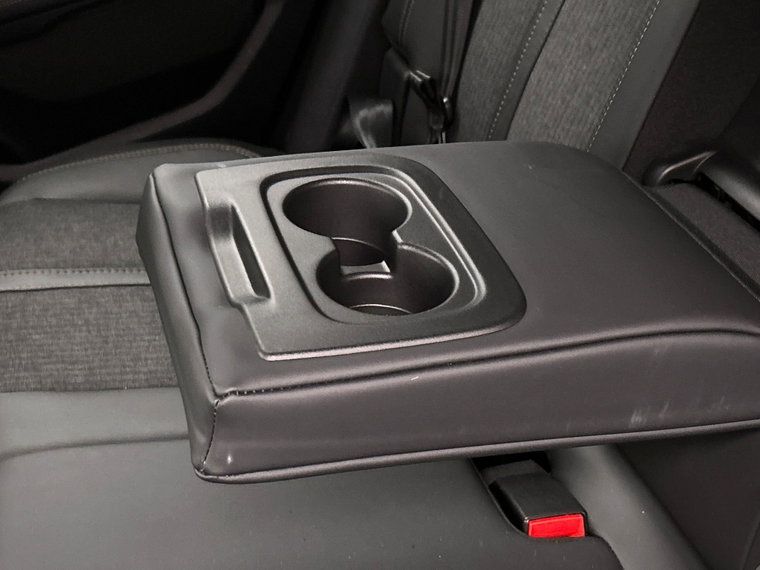 Vehicle Image 33