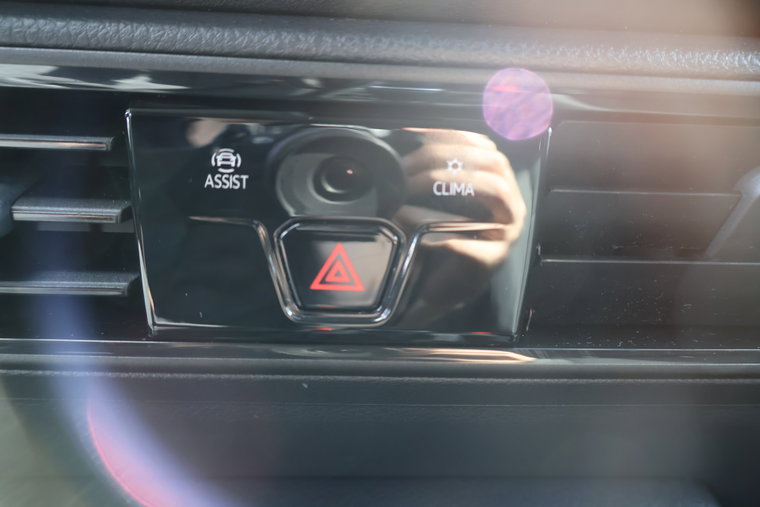 Vehicle Image 31
