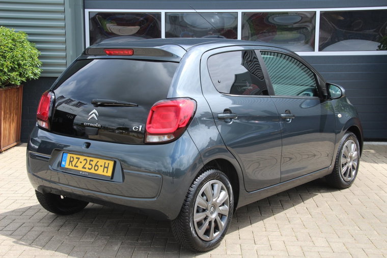 Vehicle Image 18