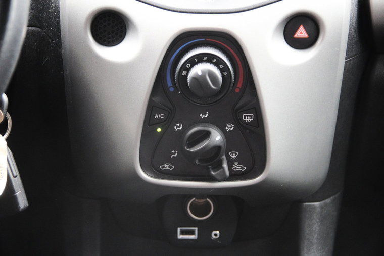 Vehicle Image 20