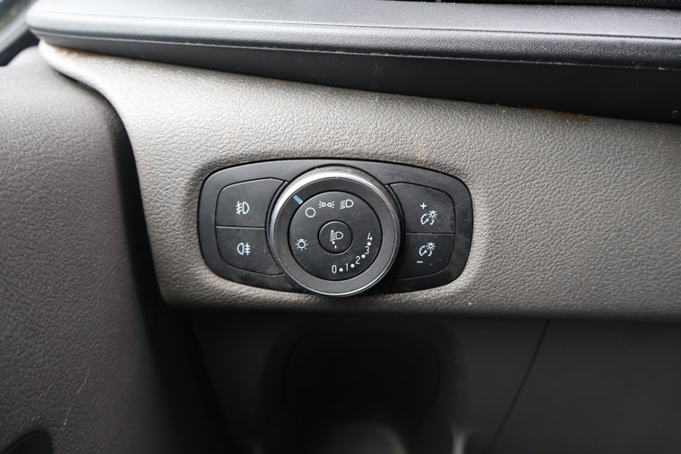 Vehicle Image 23