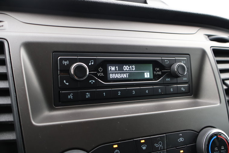 Vehicle Image 26