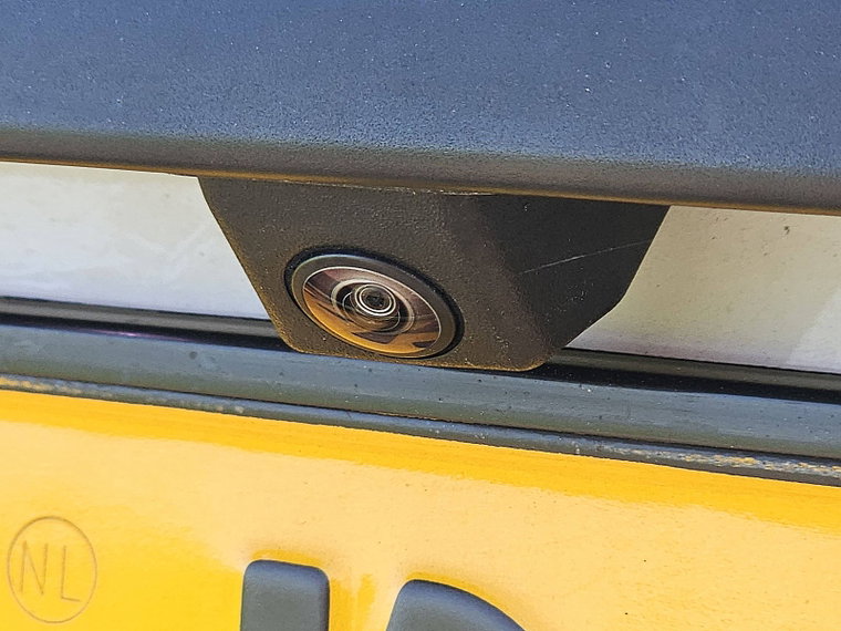 Vehicle Image 21