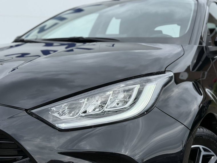 Vehicle Image 30