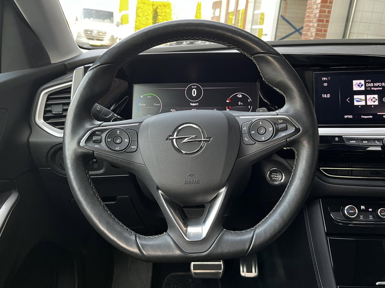 Vehicle Image 16