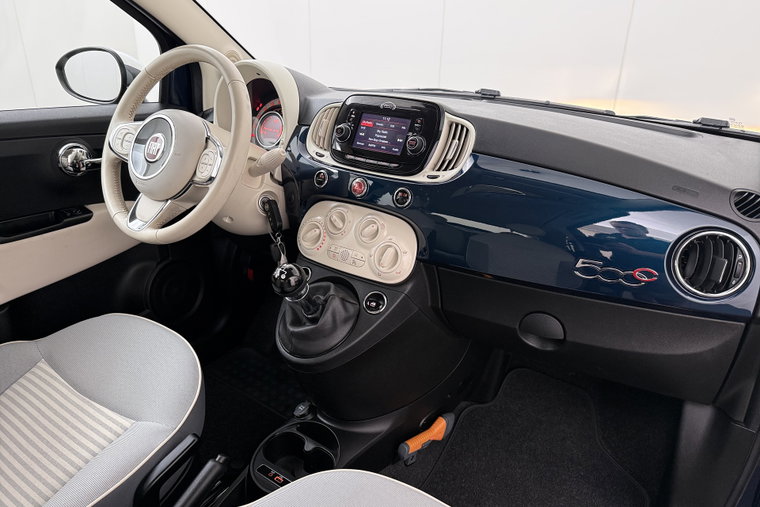 Vehicle Image 16