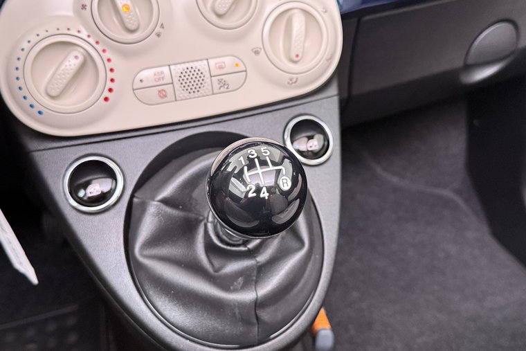 Vehicle Image 26