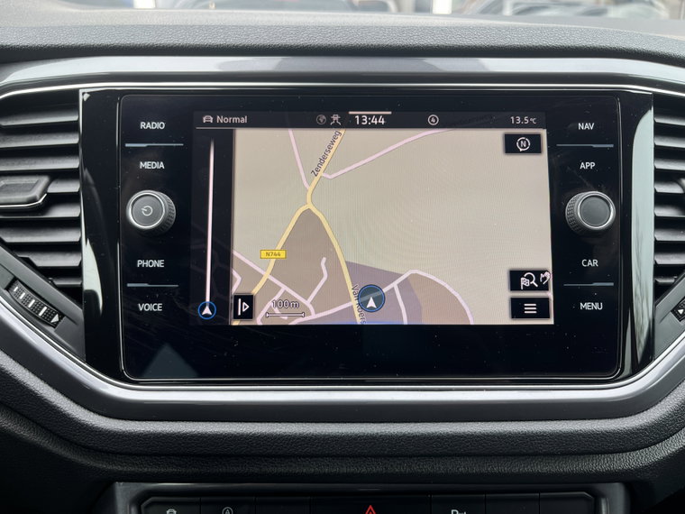 Vehicle Image 36