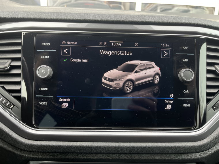 Vehicle Image 38
