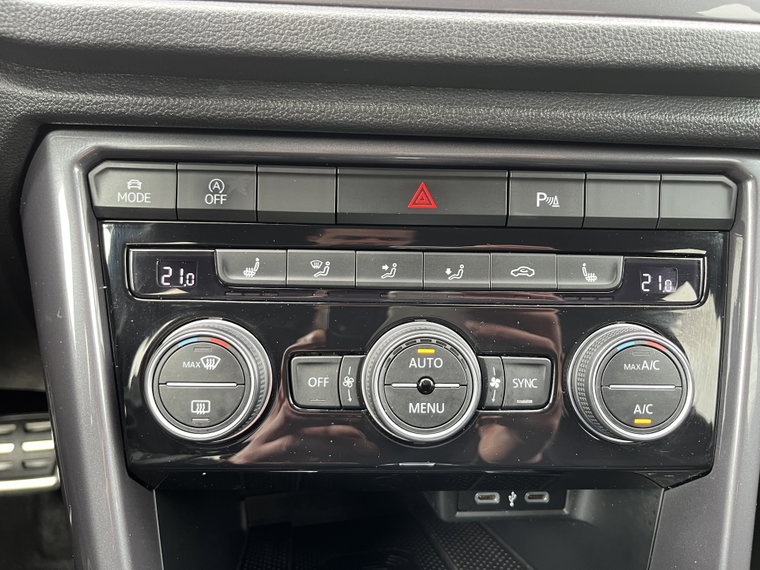 Vehicle Image 40
