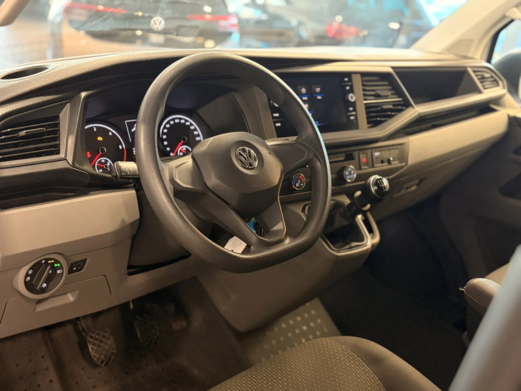 Vehicle Image 24