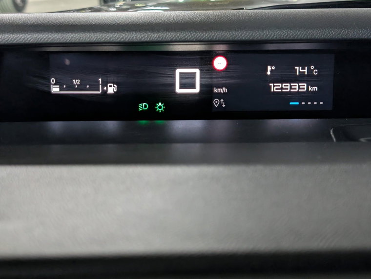 Vehicle Image 16