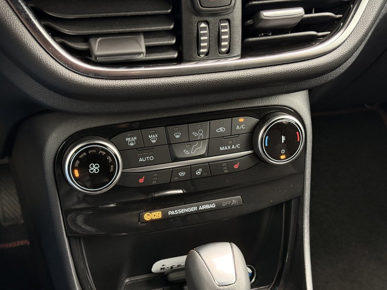 Vehicle Image 40