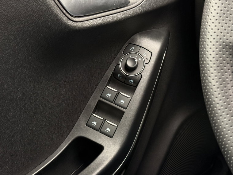 Vehicle Image 45