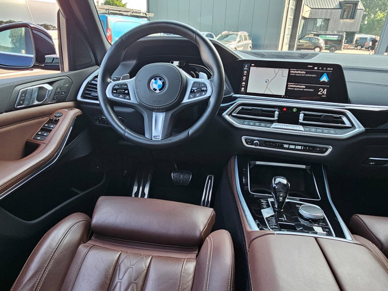 Vehicle Image 39